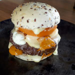Burger des montagnes fait maison au Fil Rouge, restaurant à Quimper